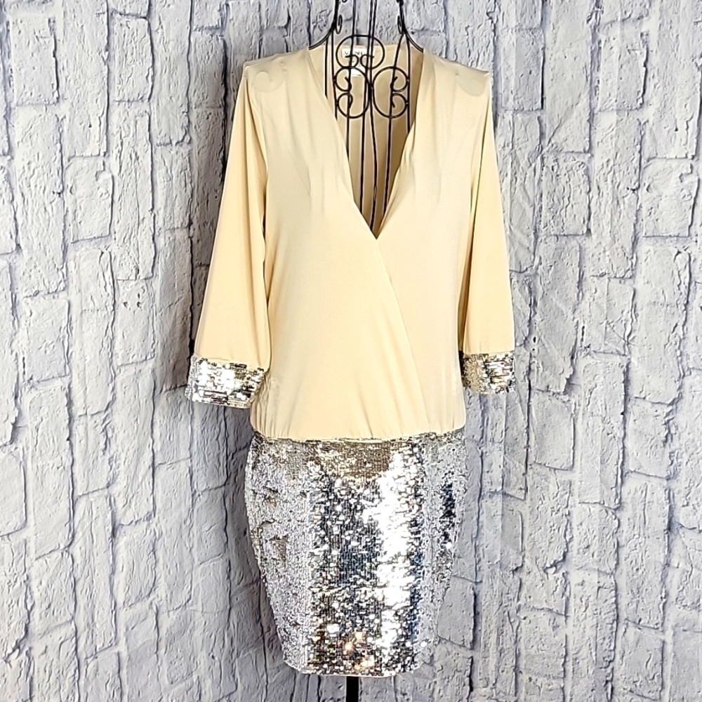 VENUS Silver Sequined Cream Cocktail Dress Size 5